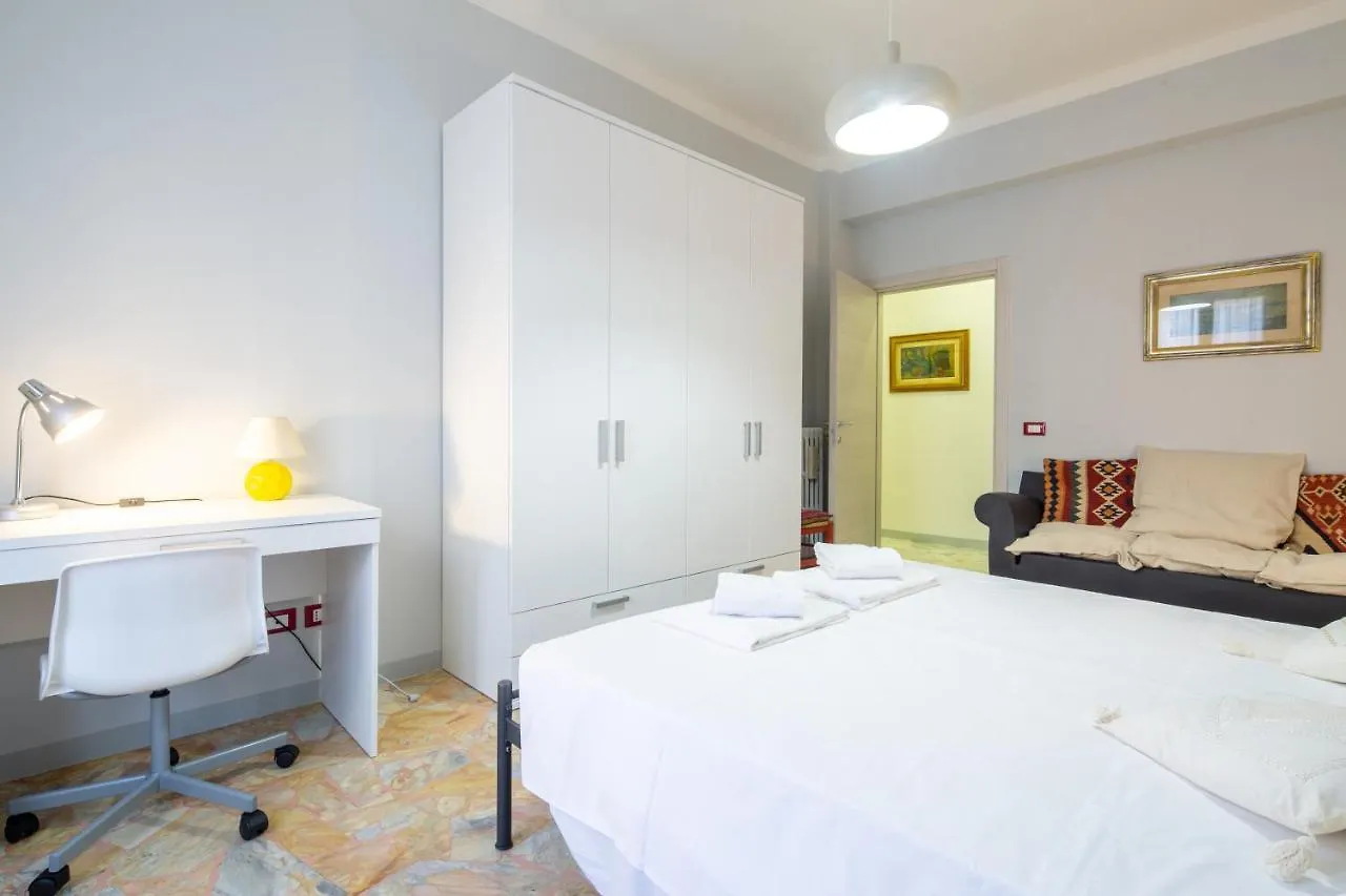 פירנצה Masaccio 3 Bedrooms דירה